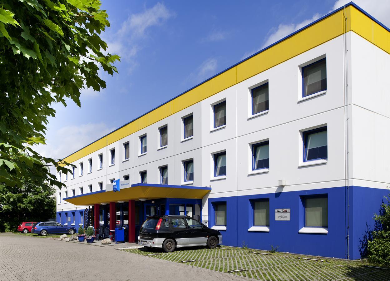 Ibis Budget Muenchen Putzbrunn Extérieur photo